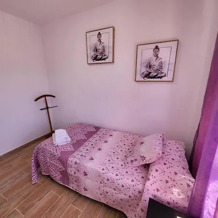 Jardines Canarios 1 - Three Bed Apartment Los Cristianos (Tenerife)
